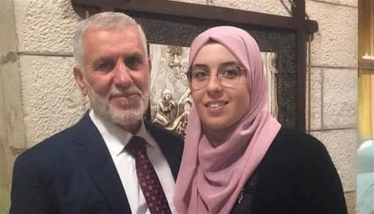 يواصل إضرابه لليوم الـ25