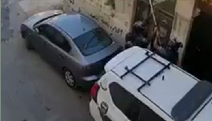 شرطة الاحتلال تقتحم بلدة العيساوية بالقدس