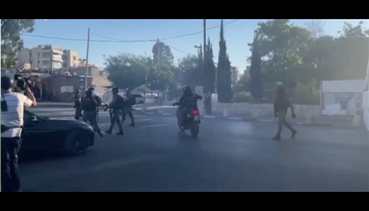 قوات الاحتلال قامت بقمع الفلسطينيين المشاركين في وقفة تضامنية