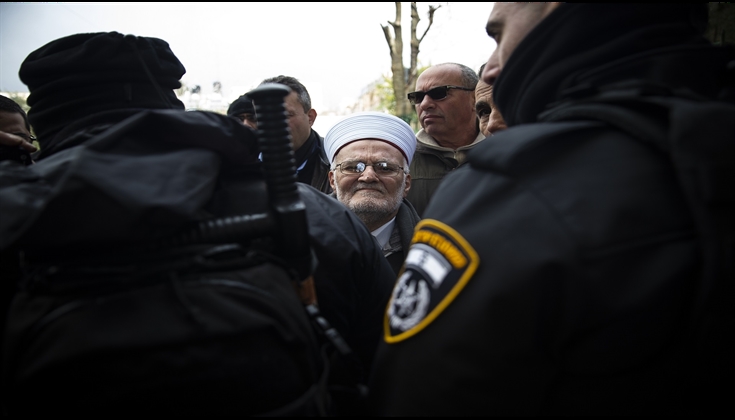 صبري: الاحتلال يرى أن الظرف مناسب لفرض السيطرة على المسجد الأقصى