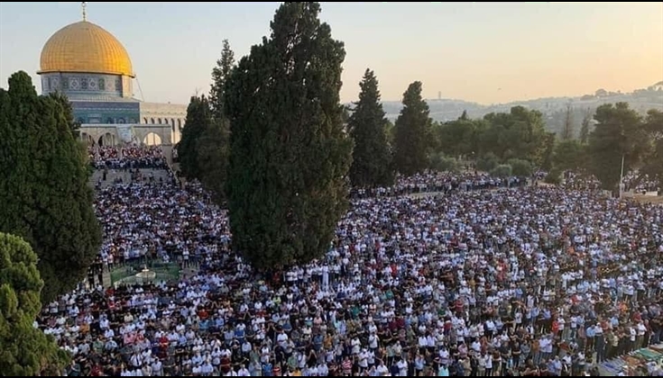 إذا كان المشهد هكذا في يوم العيد، فكيف بيوم التحرير؟!