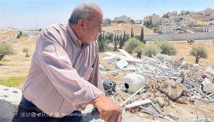 الاحتـلال يجرف صباح اليوم 100 شجرة ويهدم غرفتين للمقدسي أبونضال