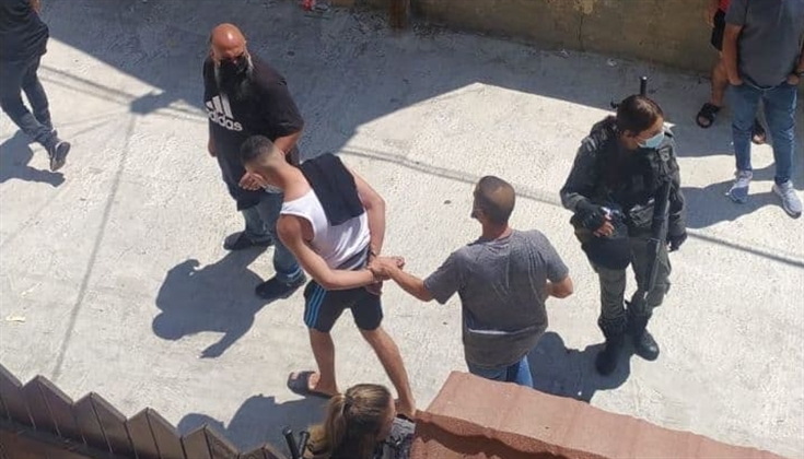قوات الاحتلال تعتقل المقدسي عدنان عيد