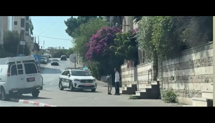 قوات الاحتلال ومستوطنيه ينتشرون في حي الشيخ جراح بالقدس