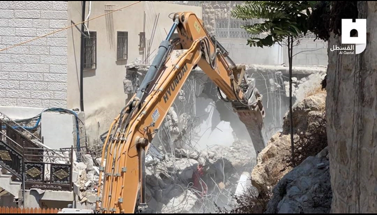 هدم منزل عائلة عودة