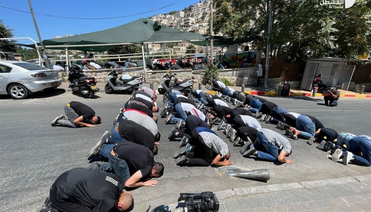 صلاة الجمعة في خيمة التضامن المركزية بحي البستان