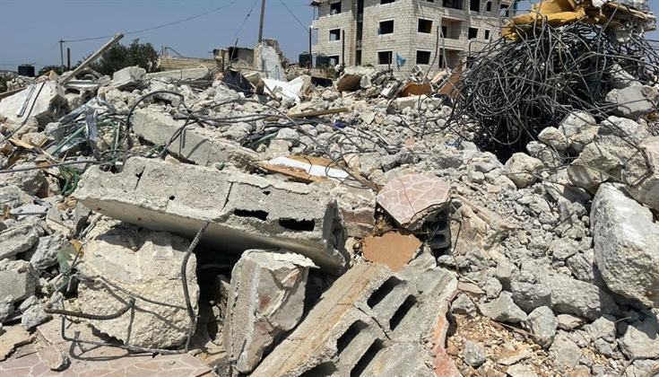 الاحتلال يجبر المقدسي أحمد دلال على هدم منزله قسراً