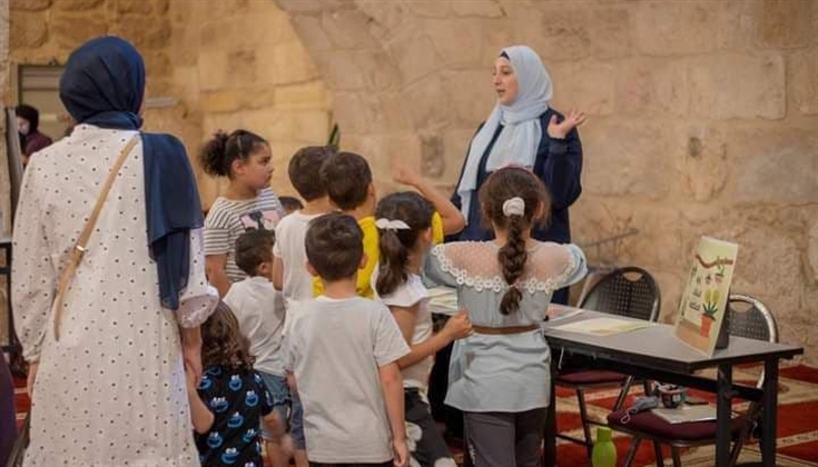 من فعالية "لغة بدون كلمات" التي نفذتها مكتبة المسجد الأقصى أمس