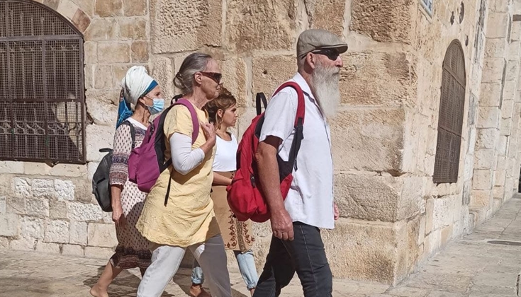 المستوطنون يواصلون اقتحام المسجد الأقصى