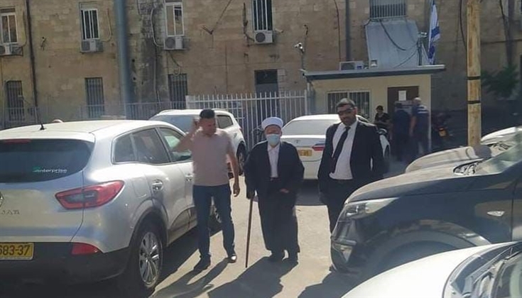 الشيخ الثمانيني ابن الأقصى وخطيبه