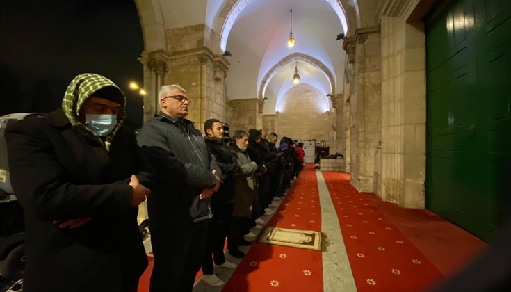 فجر باب الرحمة في الأقصى