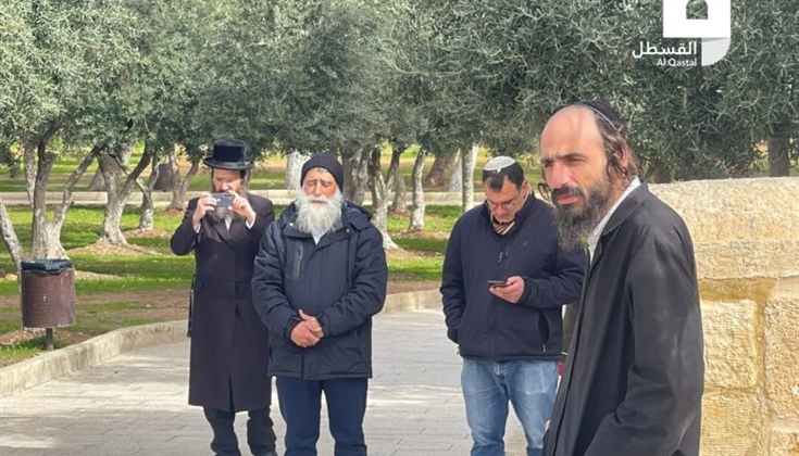 122 مستوطنًا يقتحمون الأقصى في عيد “المساخر” العبري