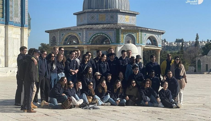 عشرات المستوطنين يقتحمون "الأقصى"