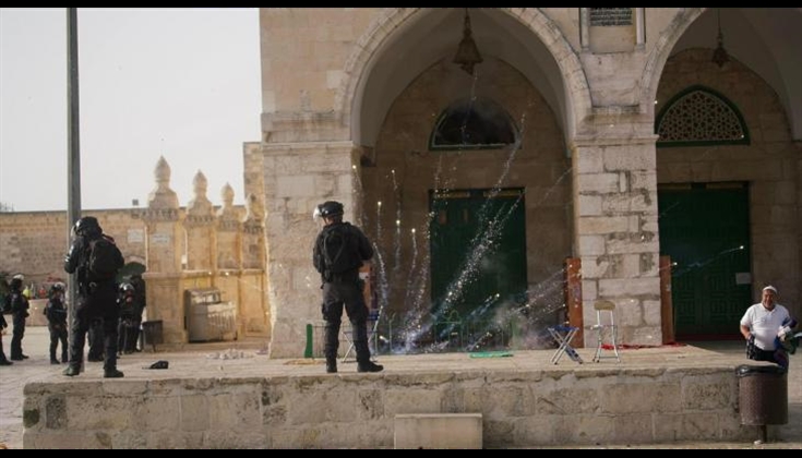 مقدسيان يتحدثان لـ"سند" عن اعتداءات الاحتلال بـ"الأقصى" فجرًا