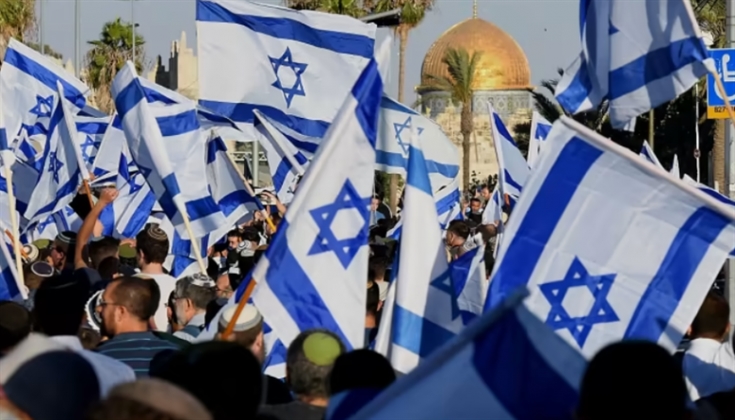 1800 مستوطن يقتحمون الأقصى.. قوات الاحتلال في حالة استنفار قصوى