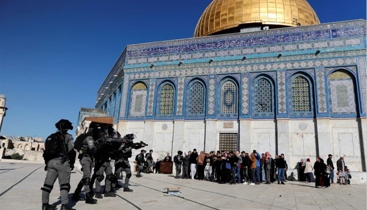 دعوات شبابية متواصلة لشد الرحال إلى المسجد الأقصى