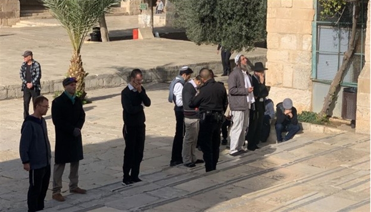 عشرات المستوطنين يقتحمون "الأقصى"