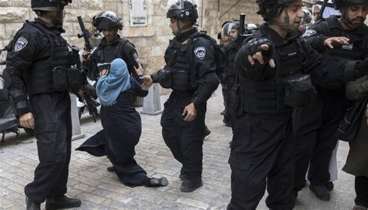 لمَ اعتقلت شرطة الاحتلال سيّدة من المسجد الأقصى؟