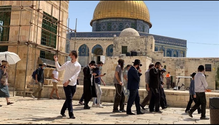 مستوطنون يقتحمون الأقصى ويؤدون طقوسًا تلمودية