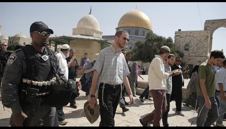 مستوطنون بقيادة "غليك" يقتحمون المسجد الأقصى