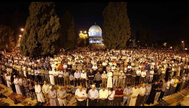 الآلاف يلبون نداء الفجر العظيم في المسجد الأقصى