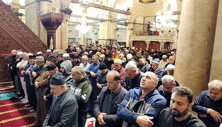 الآلاف يلبون نداء الفجر العظيم في المسجدين "الأقصى" و"الإبراهيمي"