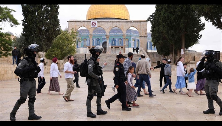 مستوطنون يقتحمون الأقصى