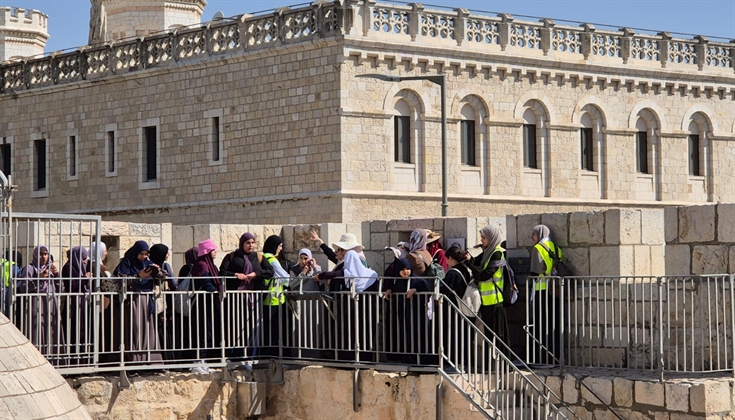 “فسيلة” تنظم رحلة ‘ثبتي جذورك’ إلى القدس بمشاركة عشرات الفتيات