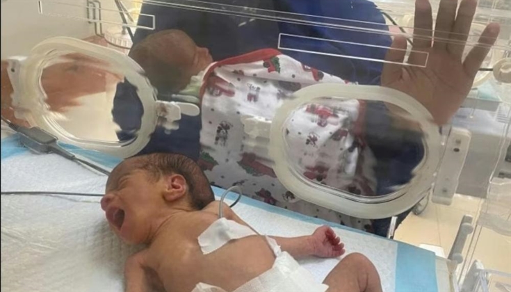 "العدس".. طعام الرُضّع بغزة بعد نفاد حليب الأطفال