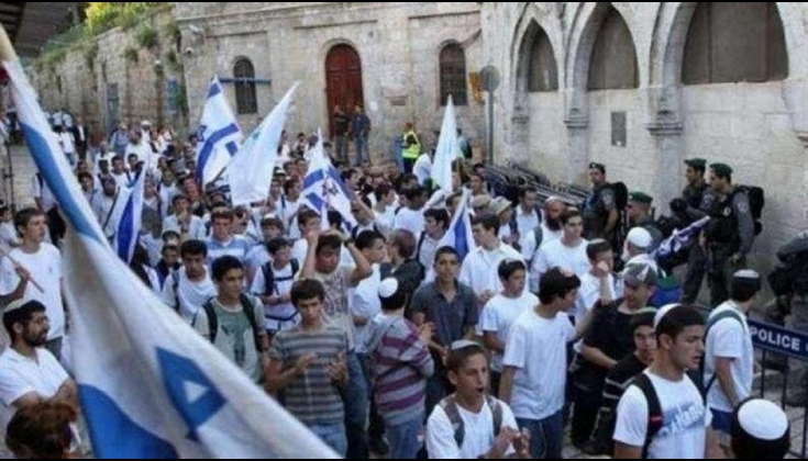 الاحتلال يغلق مدينة القدس بذريعة تأمين مسيرة للمستوطنين