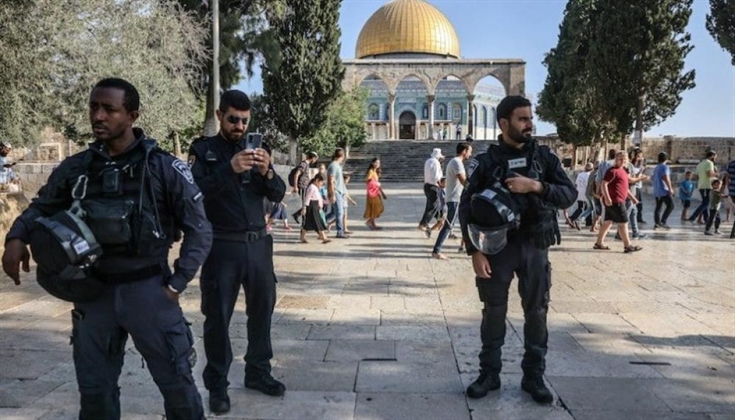 عشرات المستوطنين يقتحمون الأقصى ويؤدون طقوسًا تلمودية