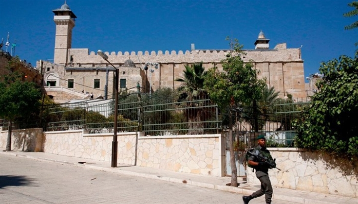 المسجد الإبراهيمي يواجه عواصف التهويد والتقسيم