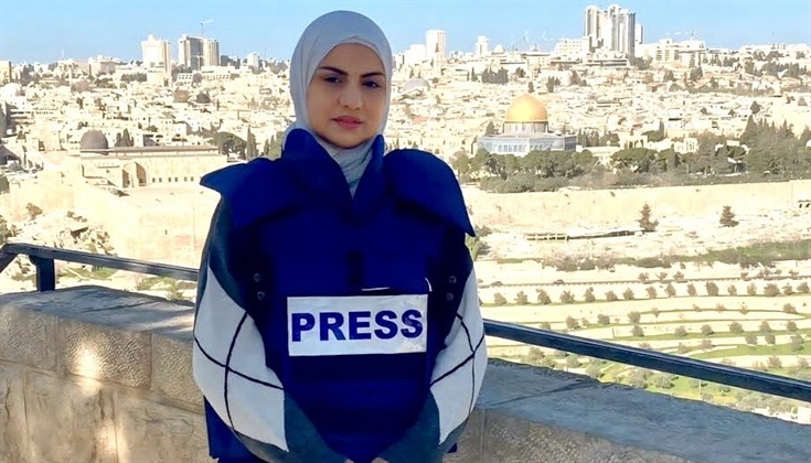 الاحتلال يبعد صحفية مقدسية عن الأقصى ستة أشهر