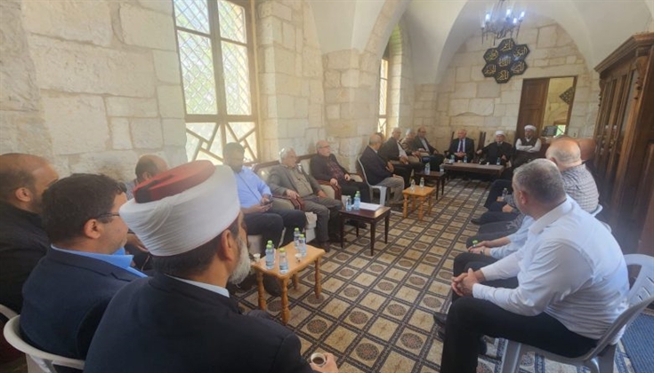 وفد من “المتابعة” يزور الأقصى