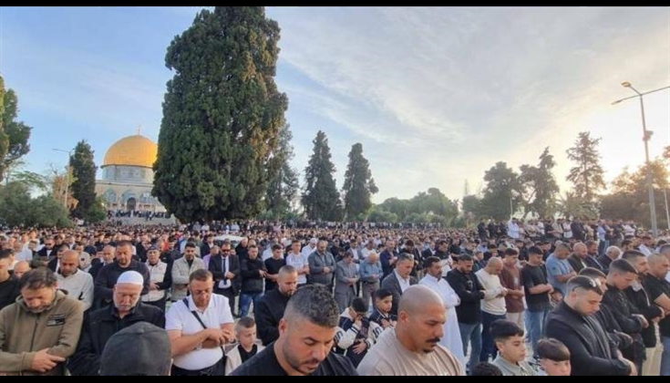 140 ألف مصلٍّ يؤدون صلاة عيد الأضحى في المسجد الأقصى