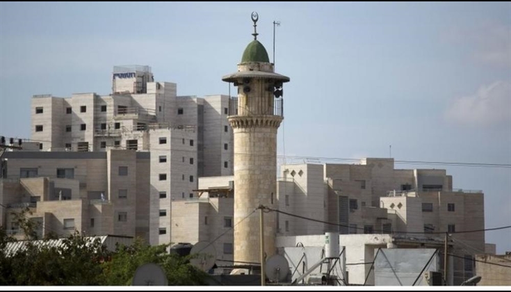 لجنة إسرائيلية تصدّق على مشروع قانون بتقييد رفع الأذان بالقدس