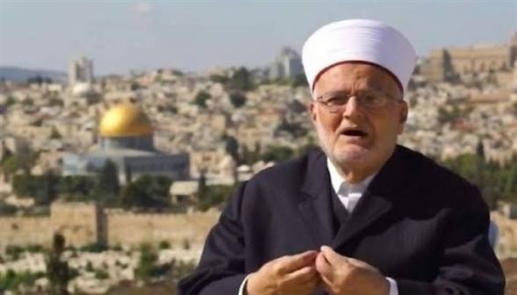 الشيخ عكرمة صبري يدعو إلى شدّ الرحال للمسجد الأقصى وإعماره