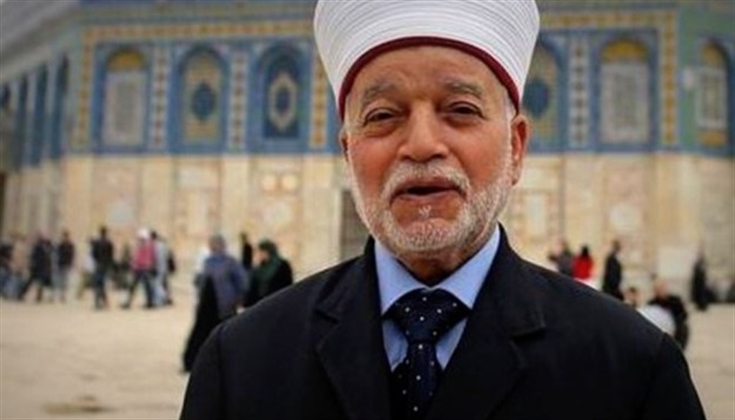 لجنة القدس تدين اعتقال مفتي القدس وإبعاده عن المسجد الأقصى