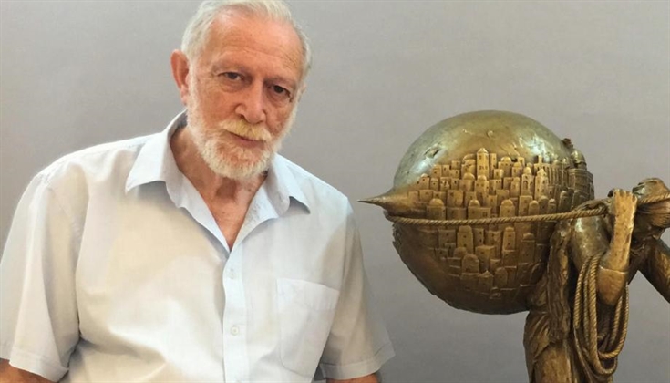 الموت يغيّب الفنان الفلسطيني سليمان منصور صاحب أيقونة جمل المحامل